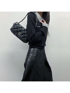 Chanel CC Logo Bubble Quilt Chain Shoulder Bag Black Leather Vintage